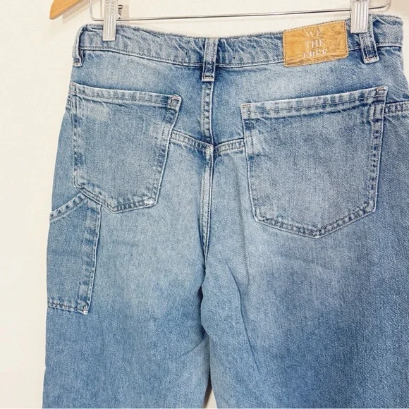 WE THE FREE Baggy High Rise Jeans Medium Wash Size 29 - Picture 8 of 10
